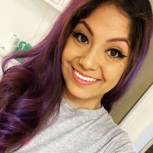 Meet your Posher, Briana